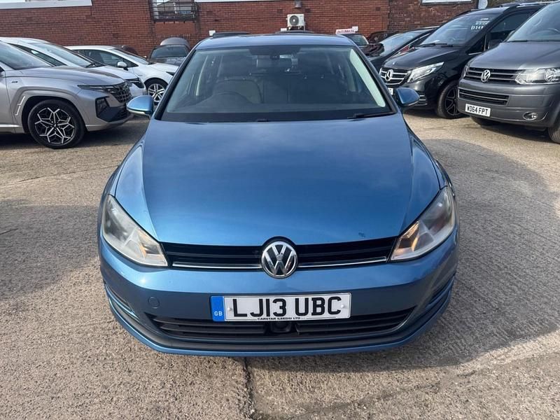 Used VW Golf VII SE 105 HP (77 kW) 2013 Blue Hatchback