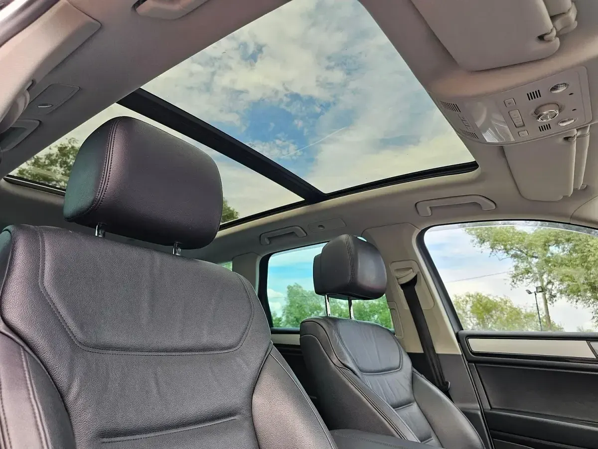 Used VW Touareg R-line 245 HP (180 kW) 2013 White SUV