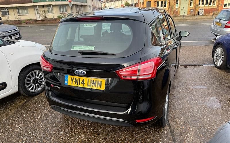 Used Ford B-MAX Zetec 105 HP (77 kW) 2016 MPV
