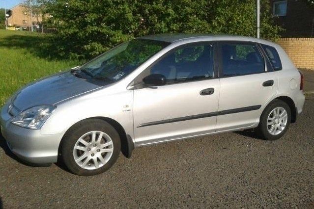 Begagnad Honda Civic 2003 Halvkombi