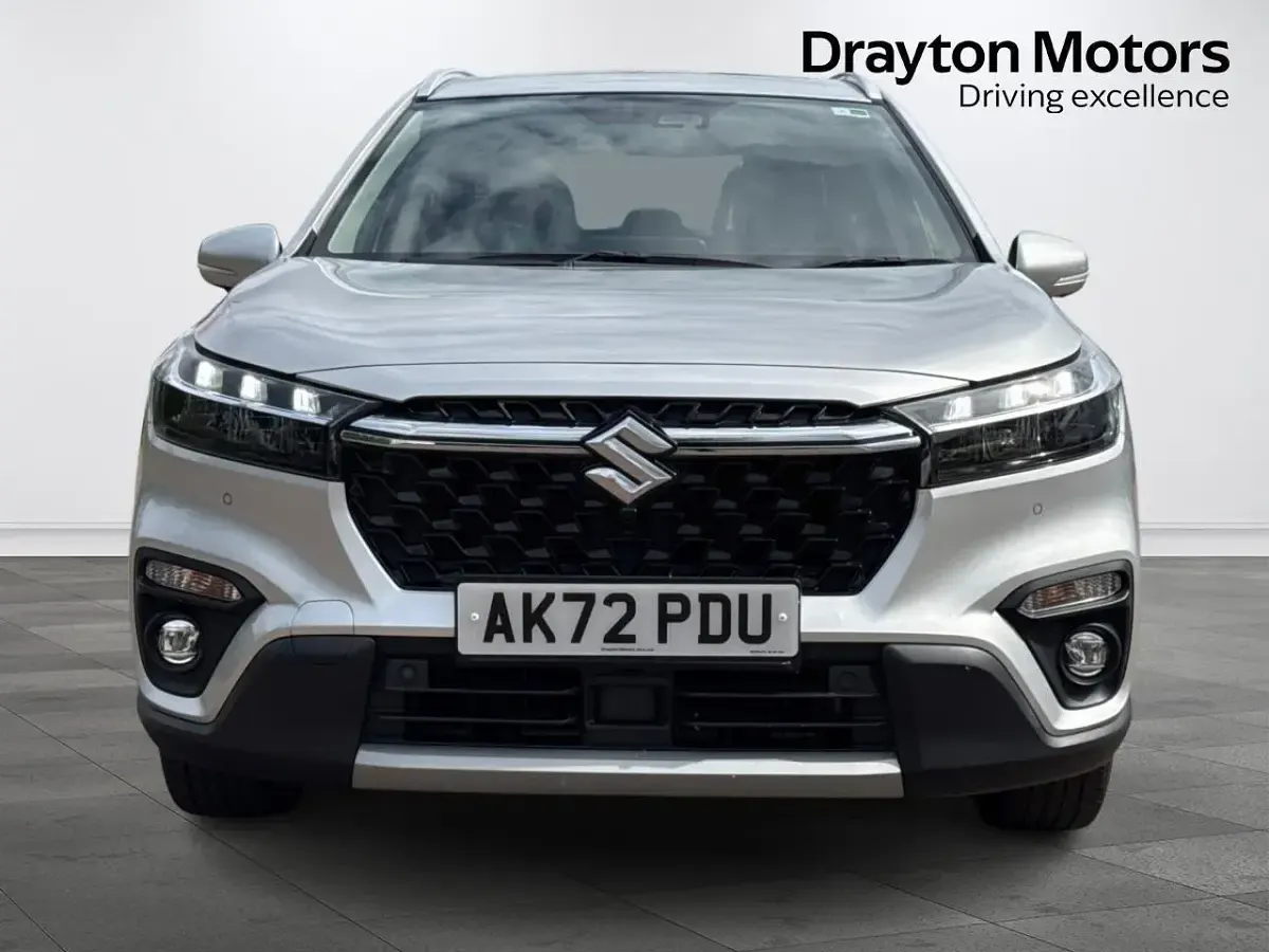 Used Suzuki SX4 115 HP (84 kW) 2022 Silver Hatchback
