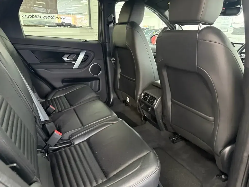 Used Land Rover Discovery 5 S 2021 Black SUV