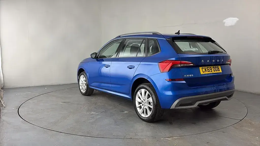 Used Skoda Kamiq SE 115 HP (84 kW) 2019 Blue SUV