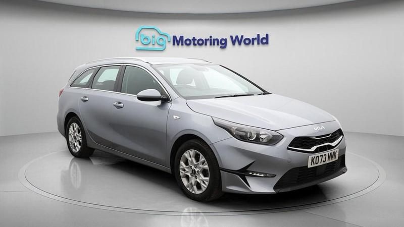 Used Kia Ceed Sportswagon 158 HP (116 kW) 2024 Silver Estate