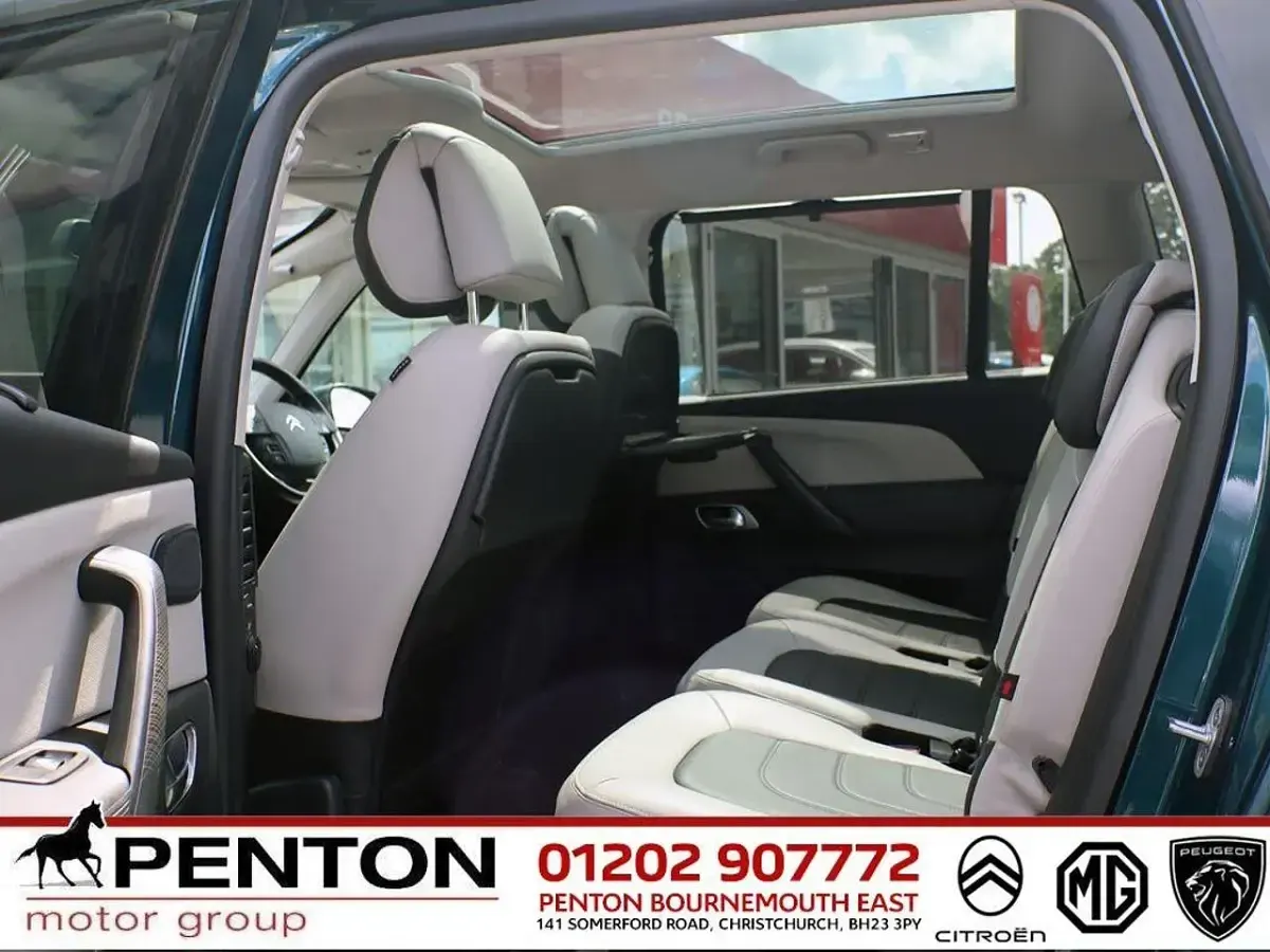 Used Citroën C4 SpaceTourer Flair 130 HP (95 kW) 2020 Blue MPV