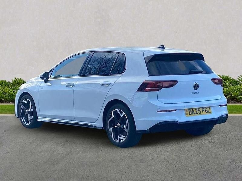 Used VW Golf VIII R-line 150 HP (110 kW) 2025 White Hatchback