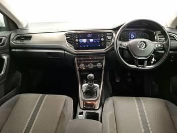 Used VW T-Roc SE 115 HP (84 kW) 2018 Silver SUV