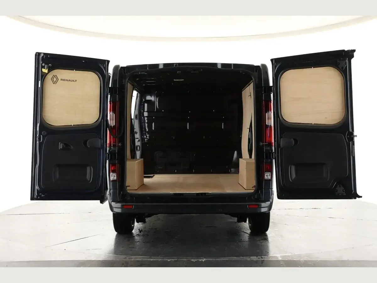 New Renault Trafic 170 HP (125 kW) 2025 Grey MPV