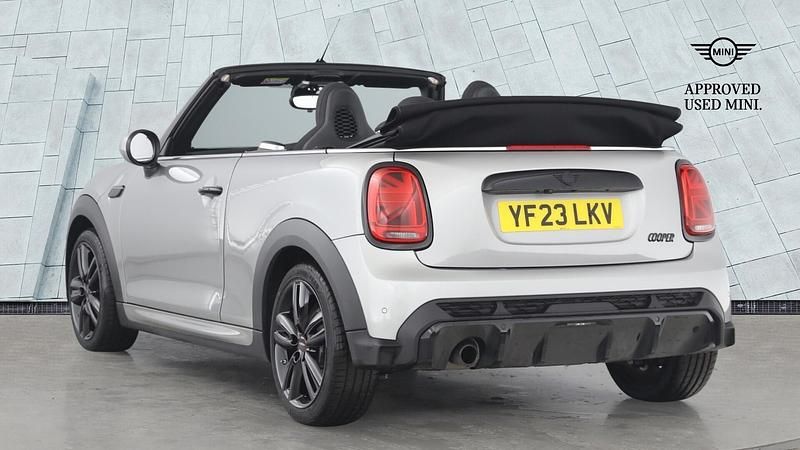 Used Mini Cooper Sport 134 HP (98 kW) 2023 Silver Hatchback
