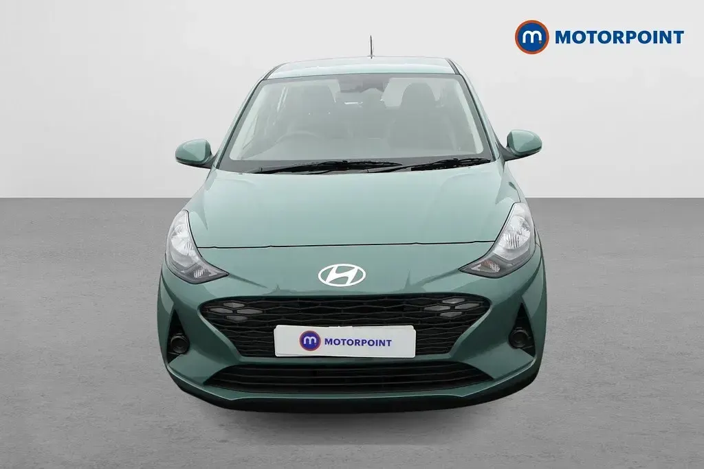 Used Hyundai i10 Advanced 2024 Green Hatchback
