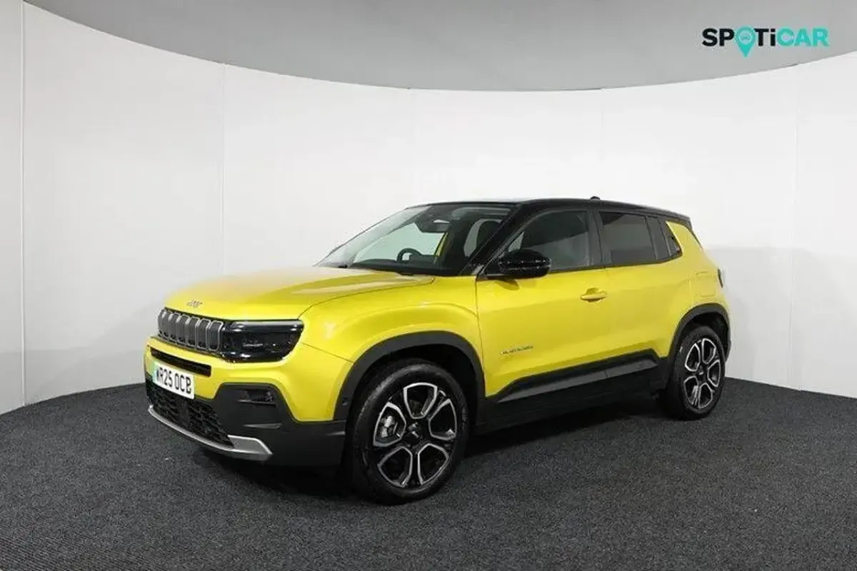 Used Jeep Avenger EV Summit 114 kW (156 HP) 2025 Yellow/black SUV
