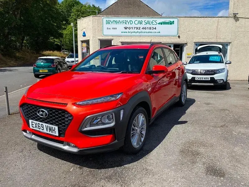 Used Hyundai Kona SE 120 HP (88 kW) 2019 Sunset orange pearl metallic SUV