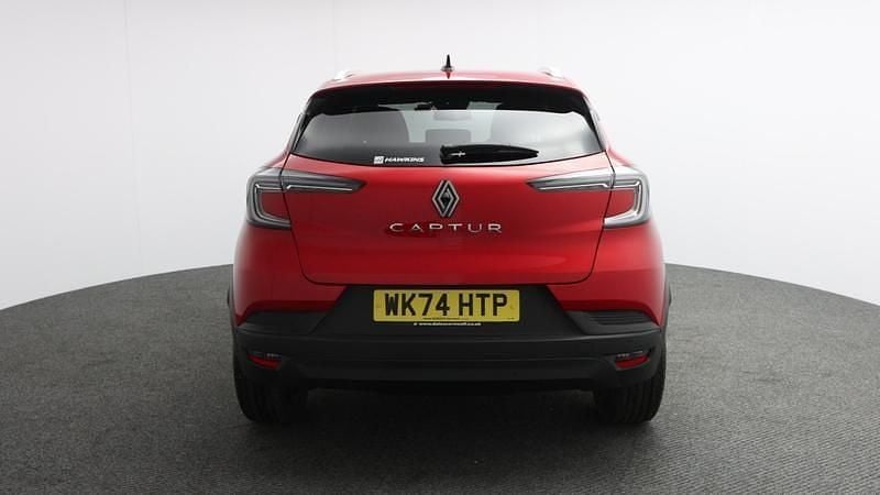 Used Renault Captur Techno 91 HP (66 kW) 2024 Red SUV