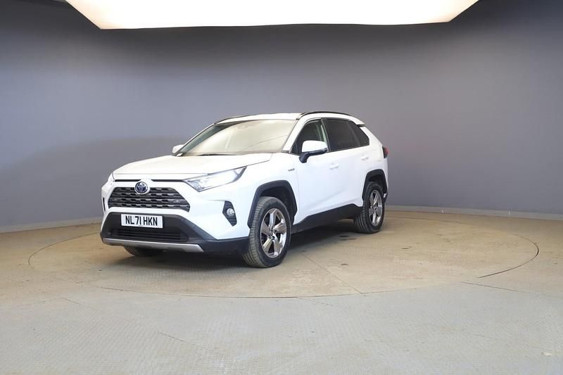 Used Toyota RAV4 Design 2021 White SUV