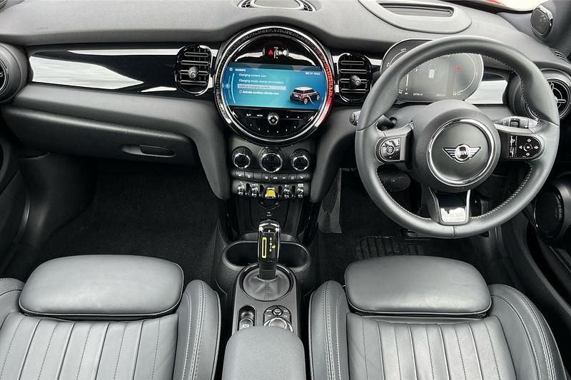 Image 4/4