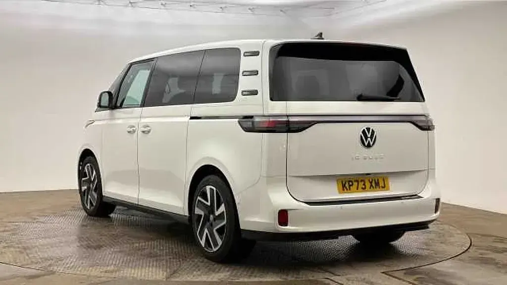 Used VW ID. Buzz Pro 150 kW (204 HP) 2024 White MPV