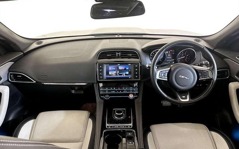 Used Jaguar F-Pace R-Sport 250 HP (183 kW) 2020 SUV