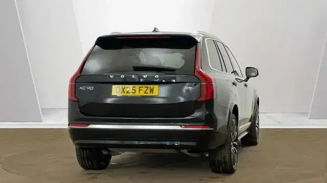 Used Volvo XC90 Ultra 455 HP (334 kW) 2025 Black SUV