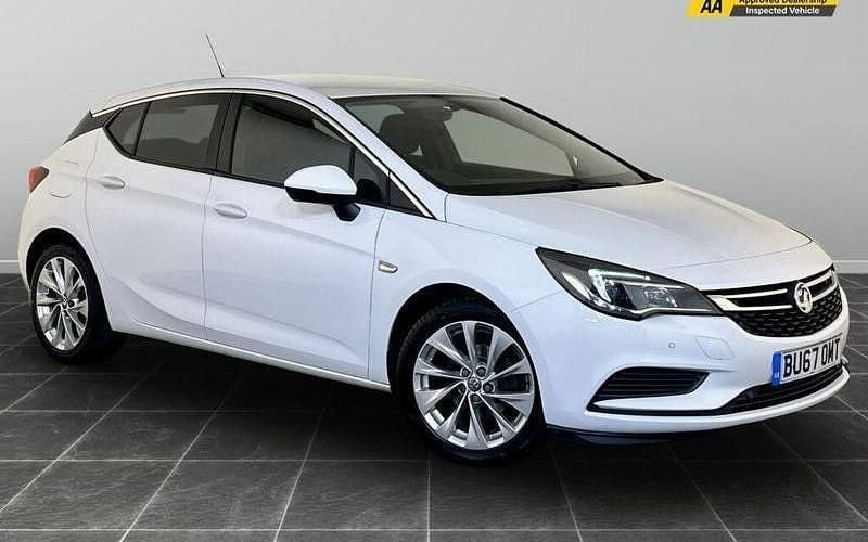 Used 2019 Vauxhall Astra Design Edition Hatchback | £5,295 (Super price) - Image 1/2