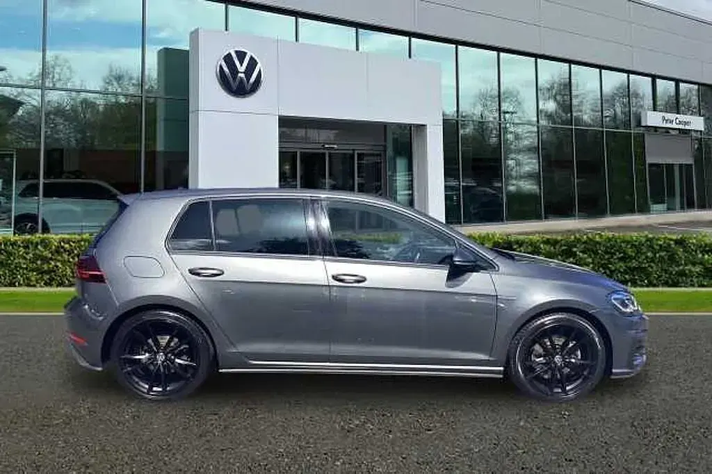Used VW Golf VII GTD 184 HP (135 kW) 2019 Grey Hatchback