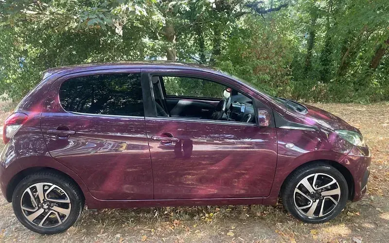Used Peugeot 108 Allure 82 HP (60 kW) 2018 Mauve/purple Hatchback