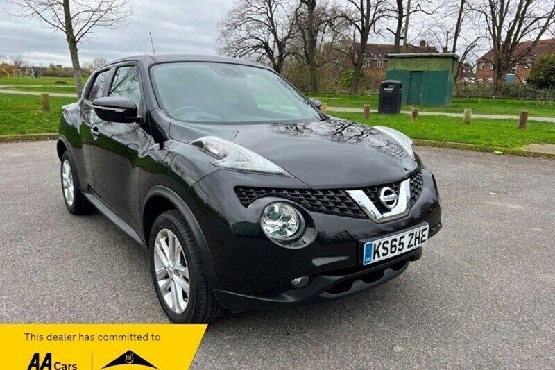 Black Used 2016 Nissan Juke N-Connecta SUV | £8,995 (Fair price) - Image 1/1