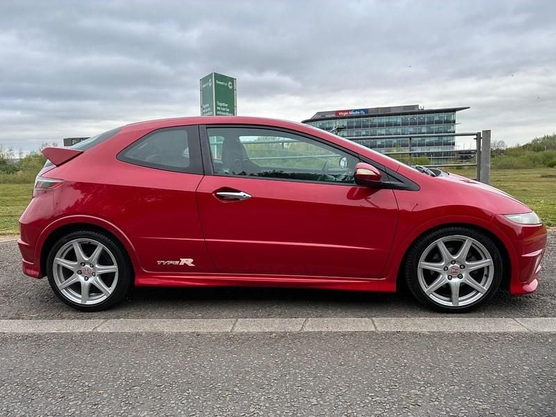 Used Honda Civic Type R GT 200 HP (147 kW) 2008 Red Hatchback