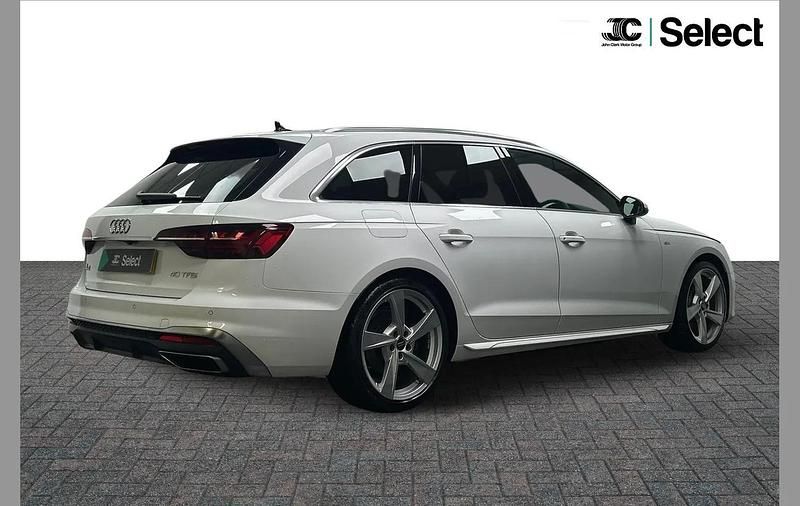 Used Audi A4 S-Line 200 HP (147 kW) 2024 White Estate