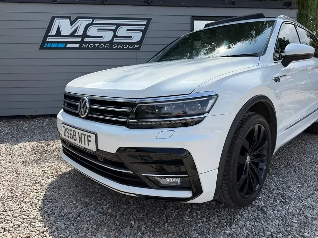 Used VW Tiguan Allspace R-line 150 HP (110 kW) 2018 White SUV