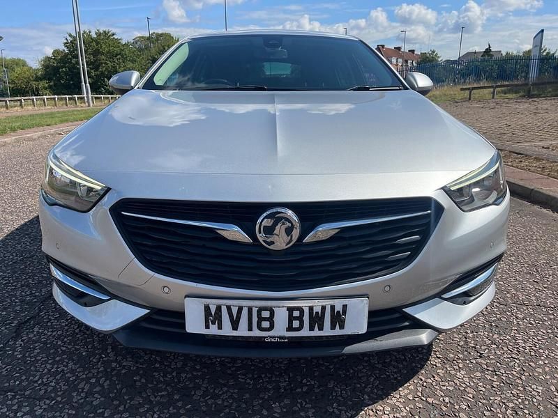Silver Used 2018 Vauxhall Insignia SRi Hatchback | £7,999 (Good price) - Image 1/4