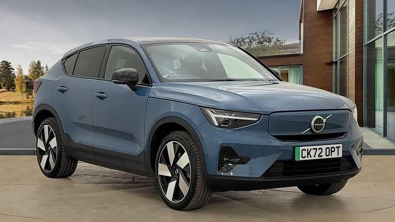Used 2023 Volvo EC40 Ultimate SUV | £28,450 (Good price) - Image 1/4