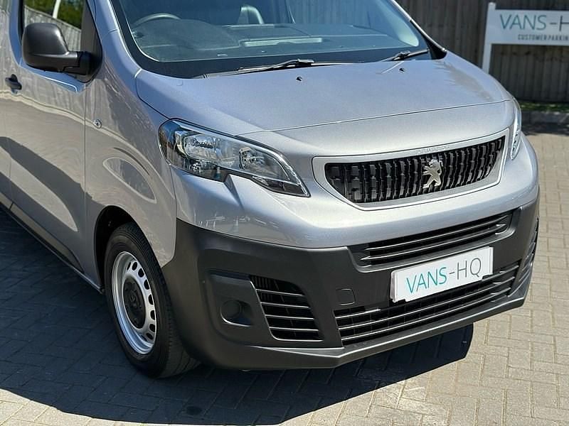 Second-hand Peugeot Expert 2021 Gri Van