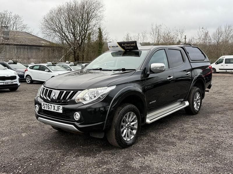 Used Mitsubishi L200 Warrior 178 HP (130 kW) 2018 Black Pickup