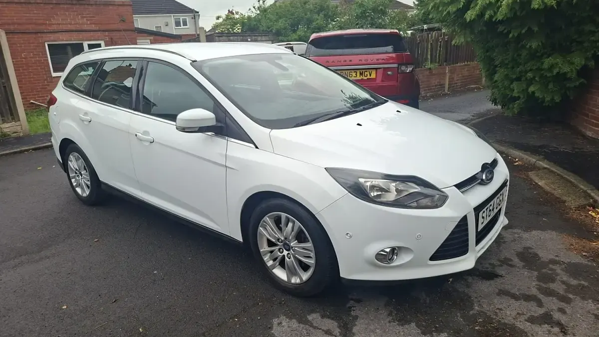 Used Ford Focus Titanium 115 HP (84 kW) 2014 White Estate