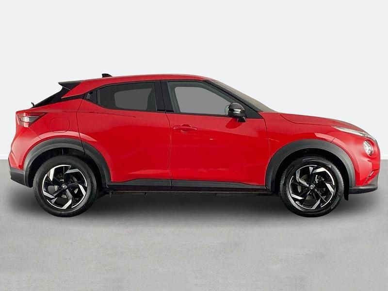 Used Nissan Juke N-Connecta 2022 Red SUV