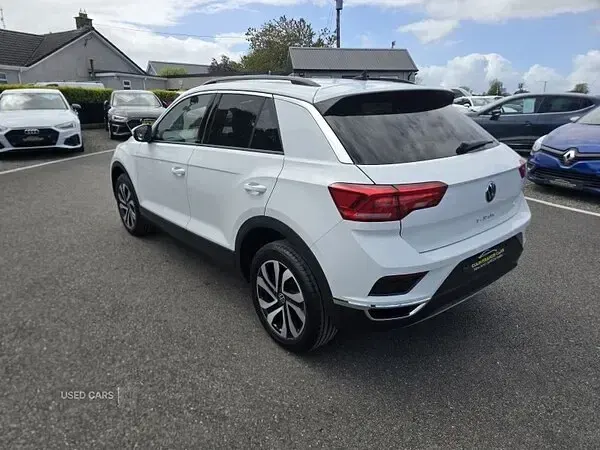 Used VW T-Roc Active 150 HP (110 kW) 2022 White SUV