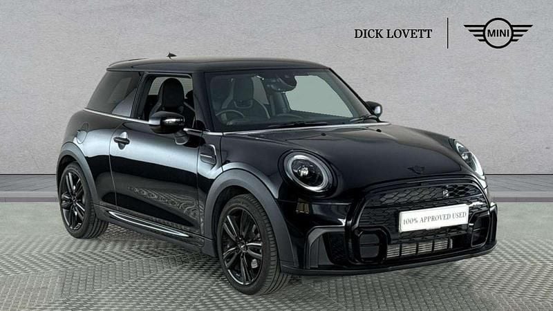 Black Used 2023 Mini Cooper Premium Hatchback | £22,500 (Fair price) - Image 1/4