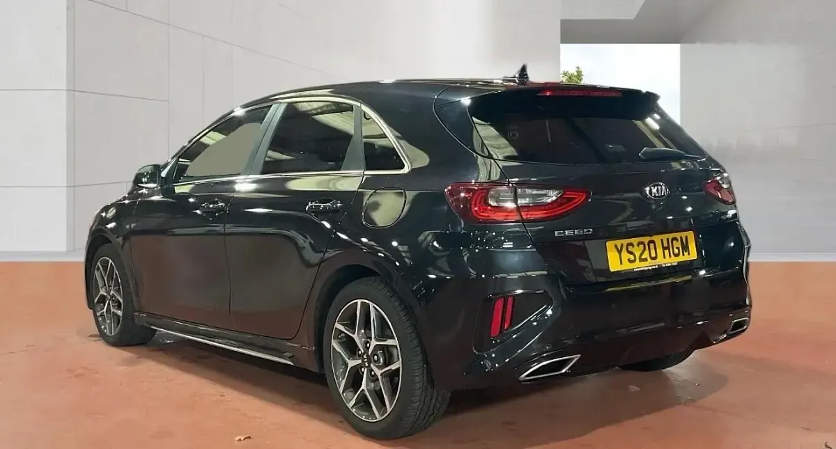 Używany Kia Ceed GT-Line 2020 Czarny Hatchback