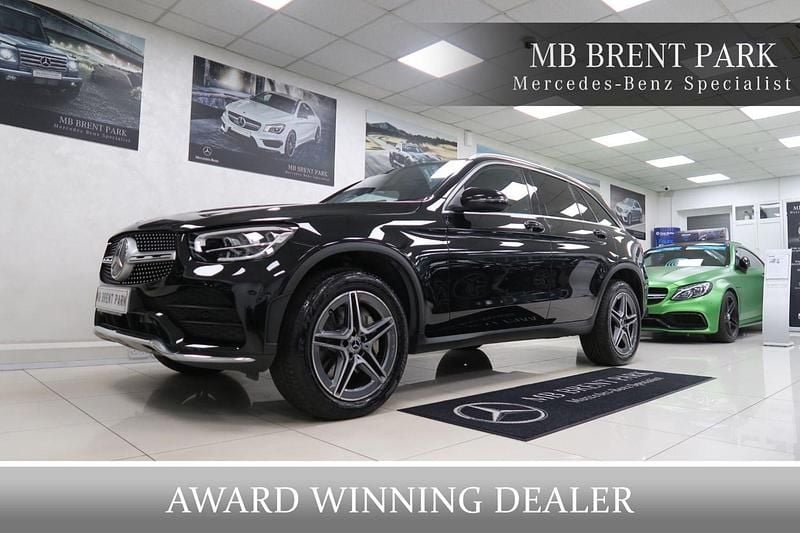 Black Used 2022 Mercedes GLC300e AMG line Estate | £30,000 (Super price) - Image 1/3