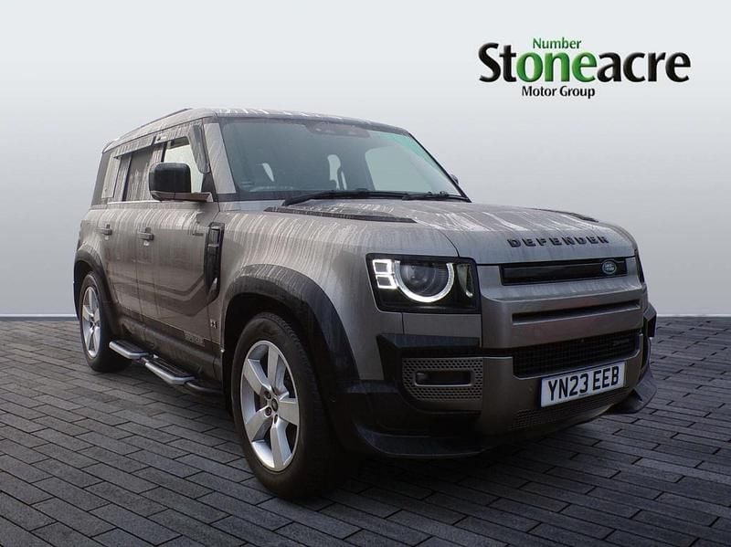 Used Land Rover Defender HSE Dynamic 296 HP (217 kW) 2023 Silver SUV