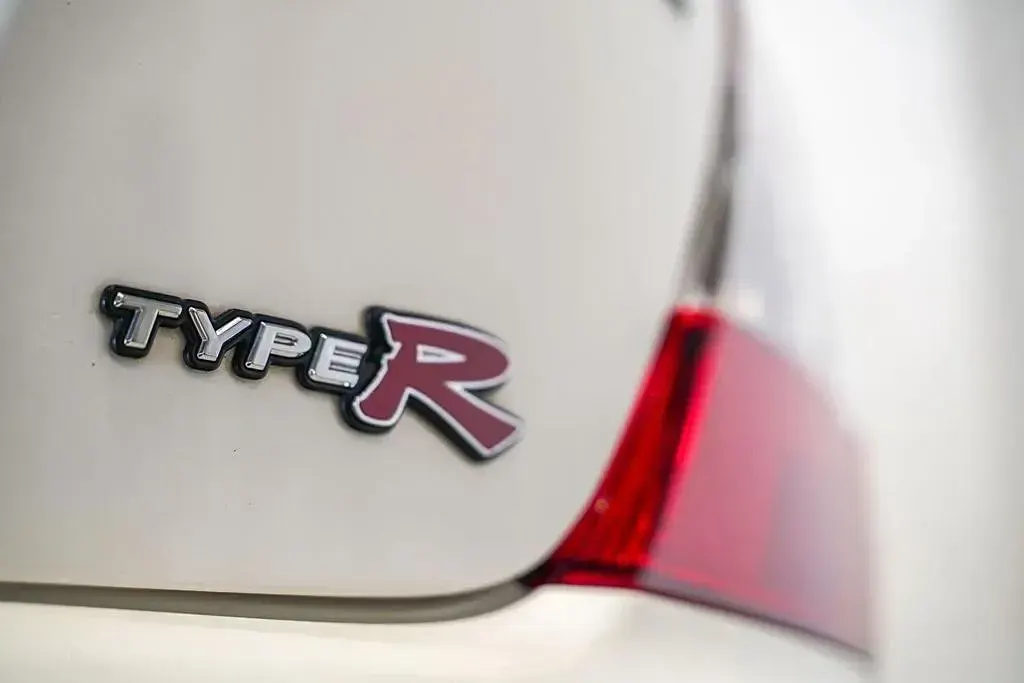 Used Honda Civic Type R 212 HP (155 kW) 2004 Hatchback