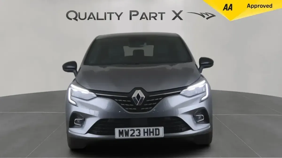 Used Renault Clio Techno 2023 Grey Hatchback