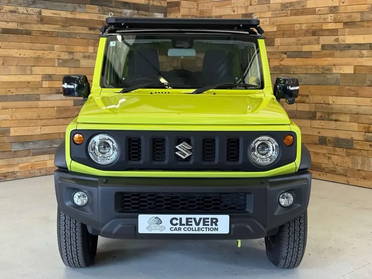 Usado Suzuki Jimny SZ5 101 CV (74 kW) 2024 Verde SUV