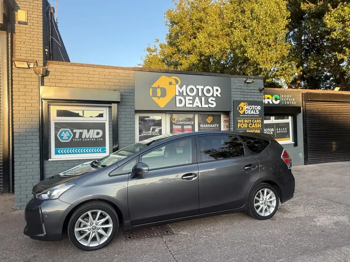 Used Toyota Prius+ 136 HP (100 kW) 2018 Grey MPV