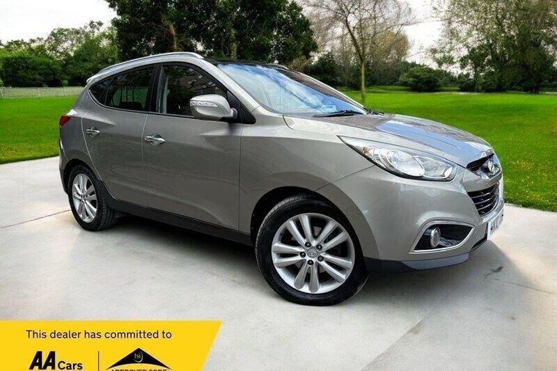 Silver Used 2010 Hyundai ix35 Premium SUV | £2,295 (Good price) - Image 1/1