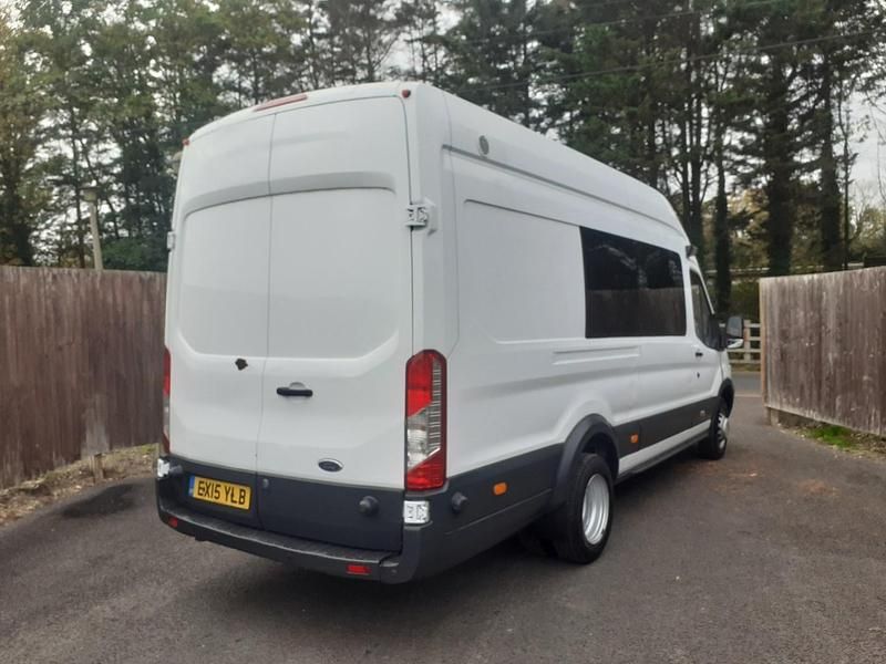 Used Ford Transit 155 HP (114 kW) 2015 White Estate
