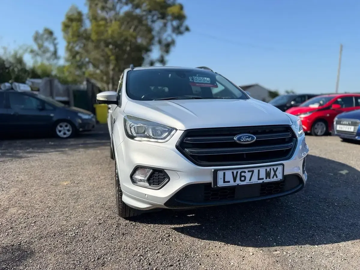 Used Ford Kuga ST-Line 150 HP (110 kW) 2017 Silver SUV