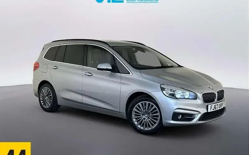 Begagnad BMW 218 Luxury Line 150 HK (110 kW) 2017 Kombi