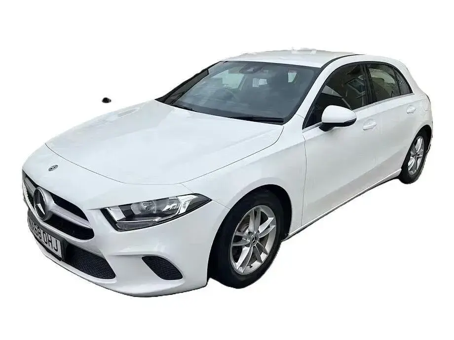 Used Mercedes A180 SE 116 HP (85 kW) 2018 White Hatchback