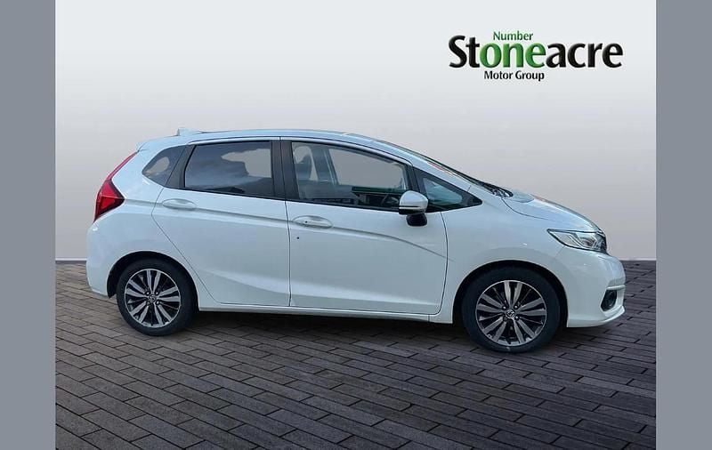 Used Honda Jazz EX 101 HP (74 kW) 2018 White Hatchback
